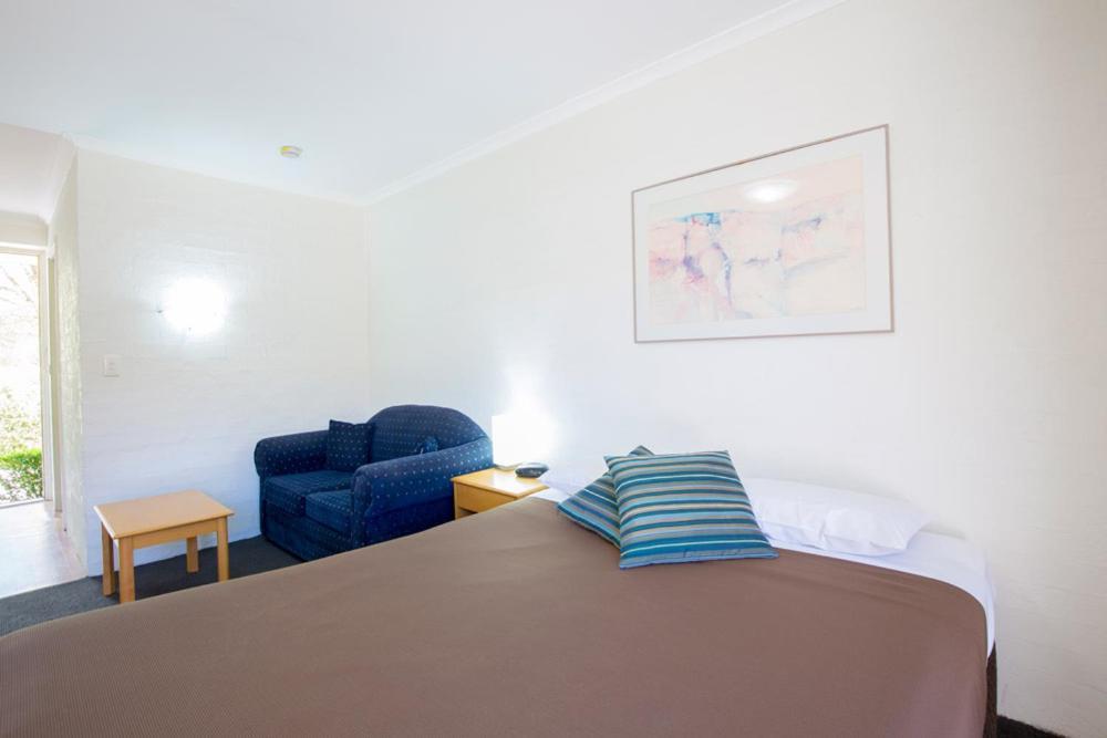 Summer East Apartments Orange Chambre photo